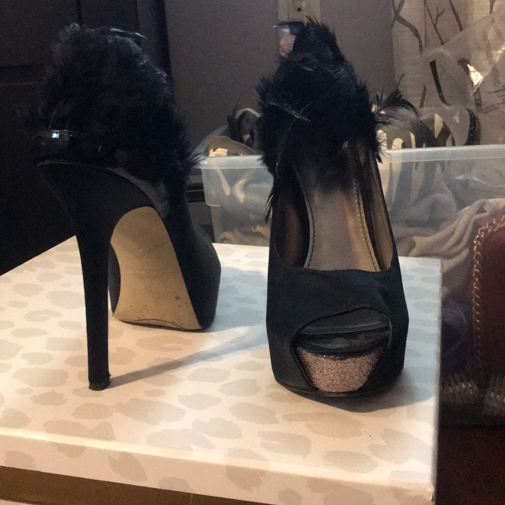 Beautiful Enzo Angiolini Heel.